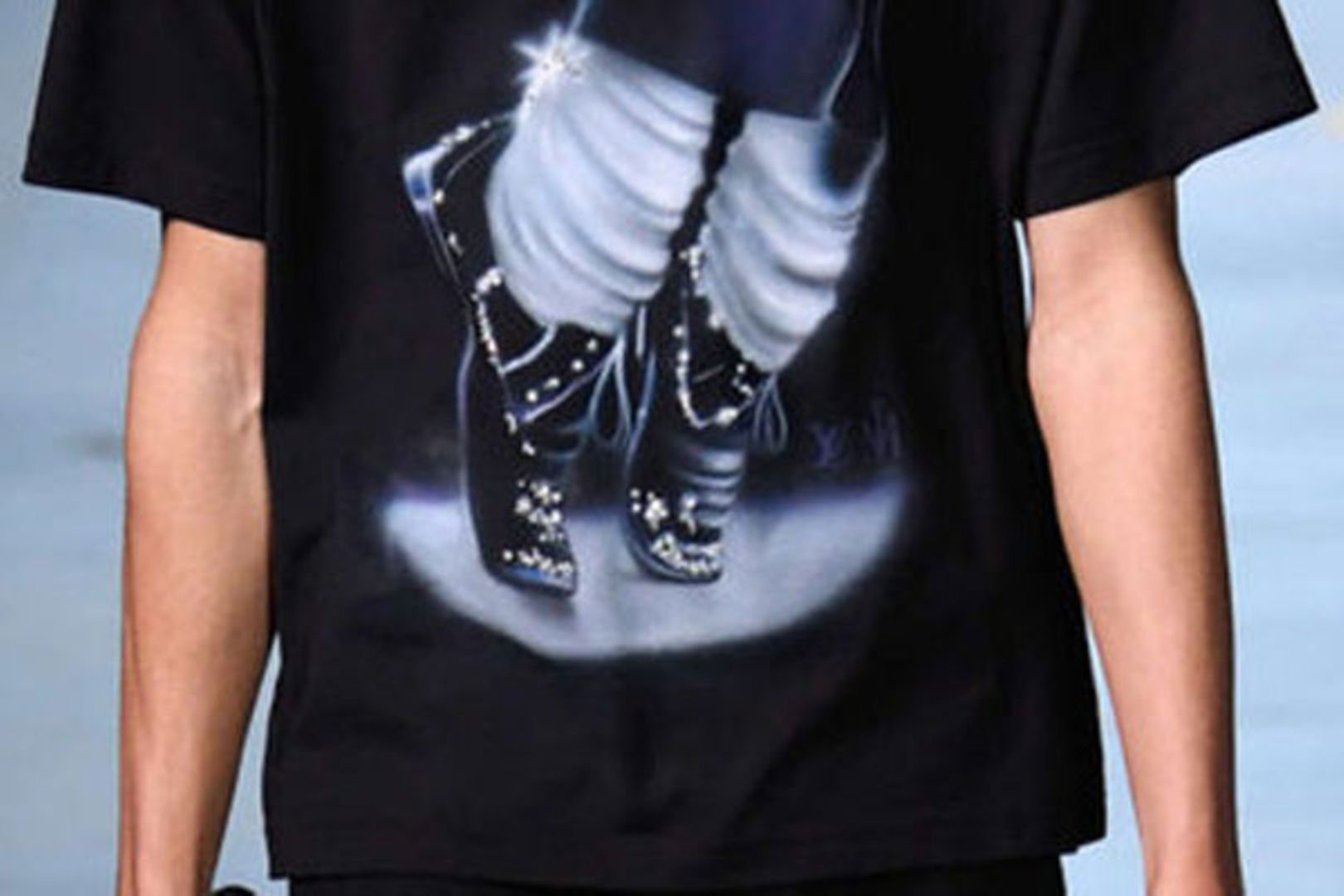 Louis Vuitton pulls Michael Jackson-inspired clothing from new